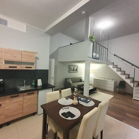 Cute Downtown Apartment بودابست المظهر الخارجي الصورة