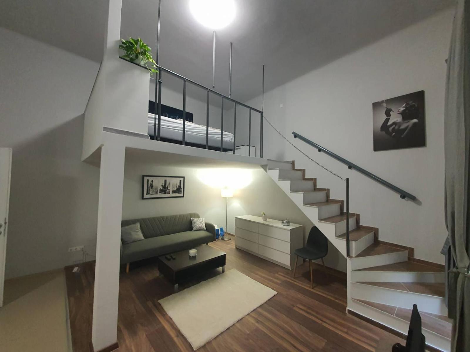 Cute Downtown Apartment بودابست المظهر الخارجي الصورة